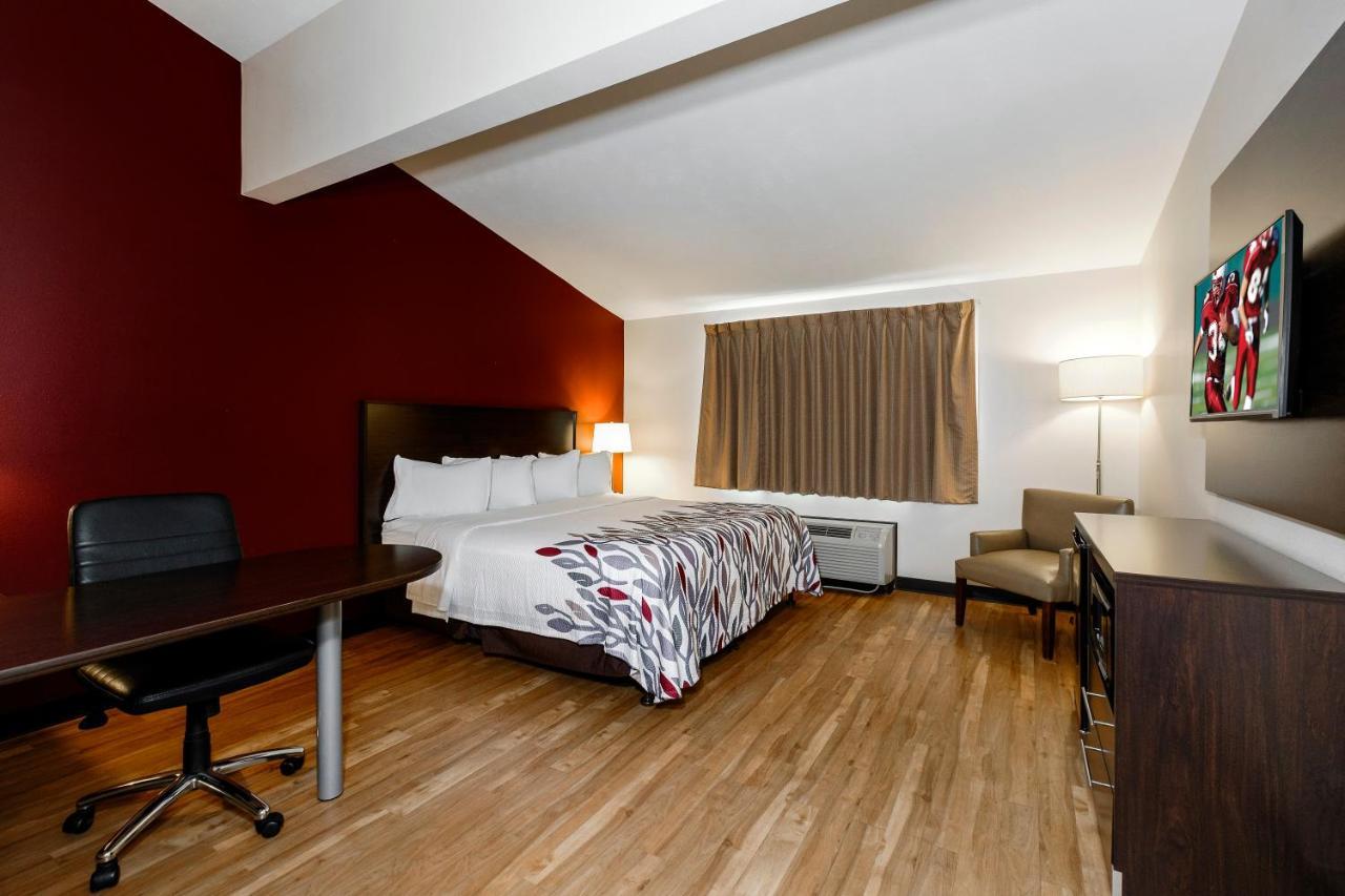 Red Roof Inn Vermillion - U Of South Dakota Экстерьер фото